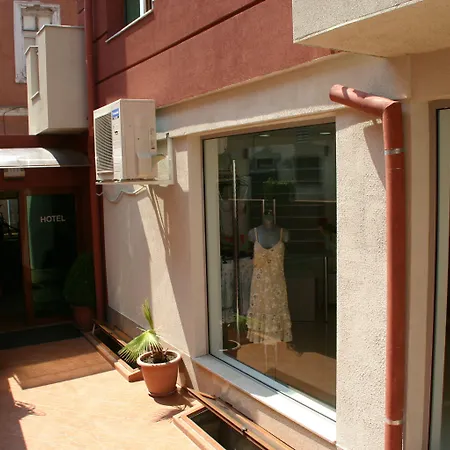 & Fotinov Gasthof Burgas City