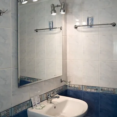 Guest house & Fotinov 2*