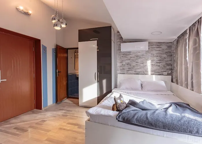 & Fotinov Къща за гости