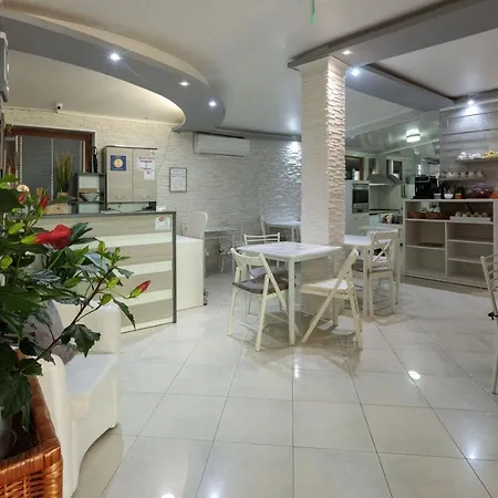 & Fotinov 4*