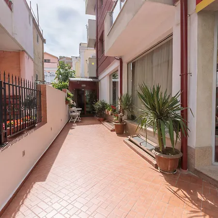 & Fotinov Vendégház